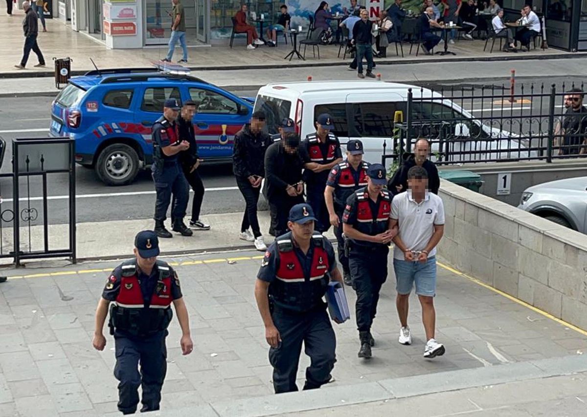 Çerkezköy'de Dolandırıcılık Operasyonu: 5 Şüpheli Tutuklandı