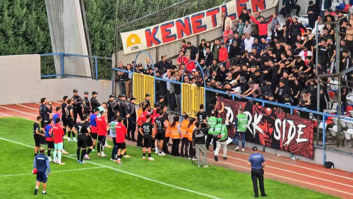 Karabük İdman Yurdu ve Zonguldak Spor 0-0 Beraber Kaldı