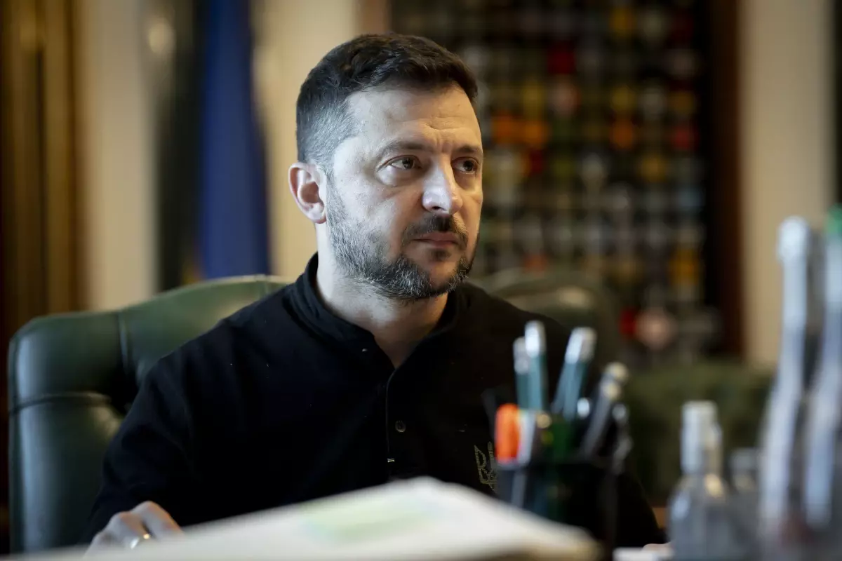 Zelenskiy: Rusya'ya Karşı İHA ve Füze Üretimini Artıracağız