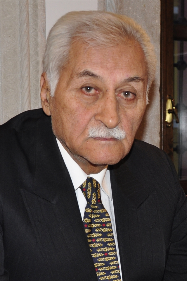 yavuz bulent bakiler hayatini kaybetti 19095498 454 m