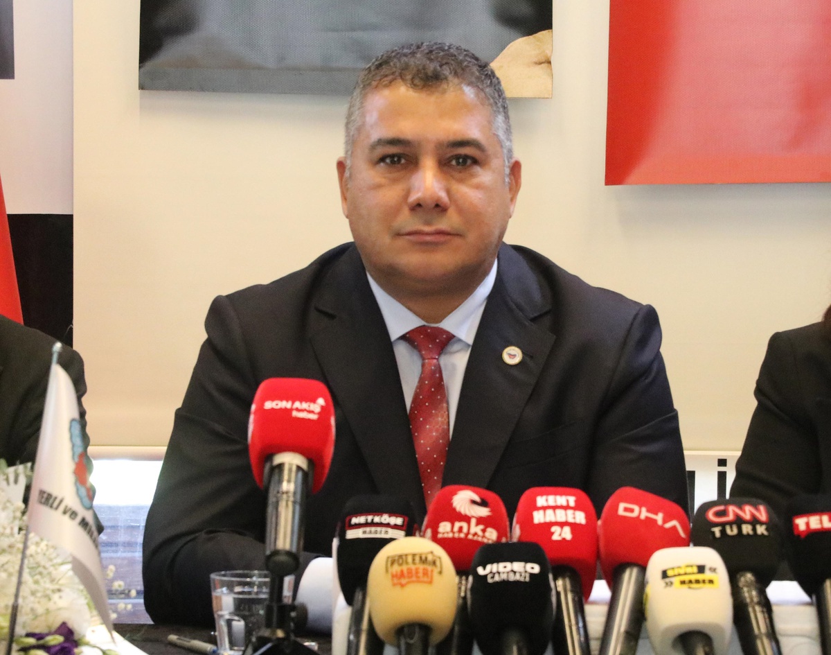 Teoman Mutlu'dan CHP'ye Sert Eleştiri