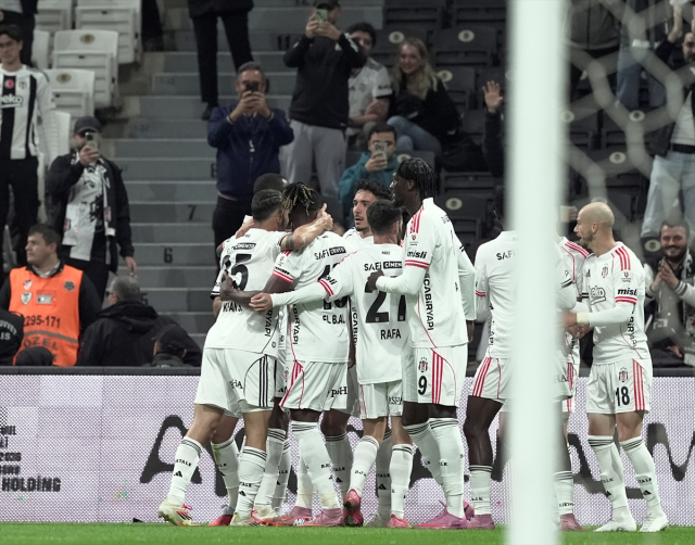 Beşiktaş derbi öncesi uçuşa geçti