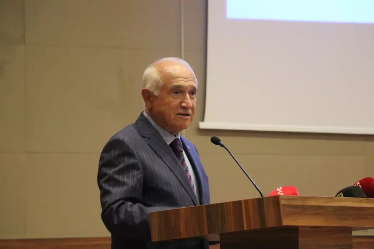Cemil Çiçek: İslam Dünyasında Aklın İpoteği Altında