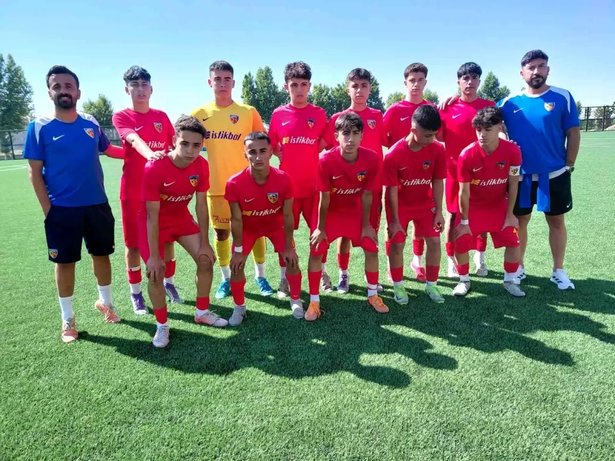 Kayserispor U-15, Çankayaspor'u 4-0 Mağlup Etti