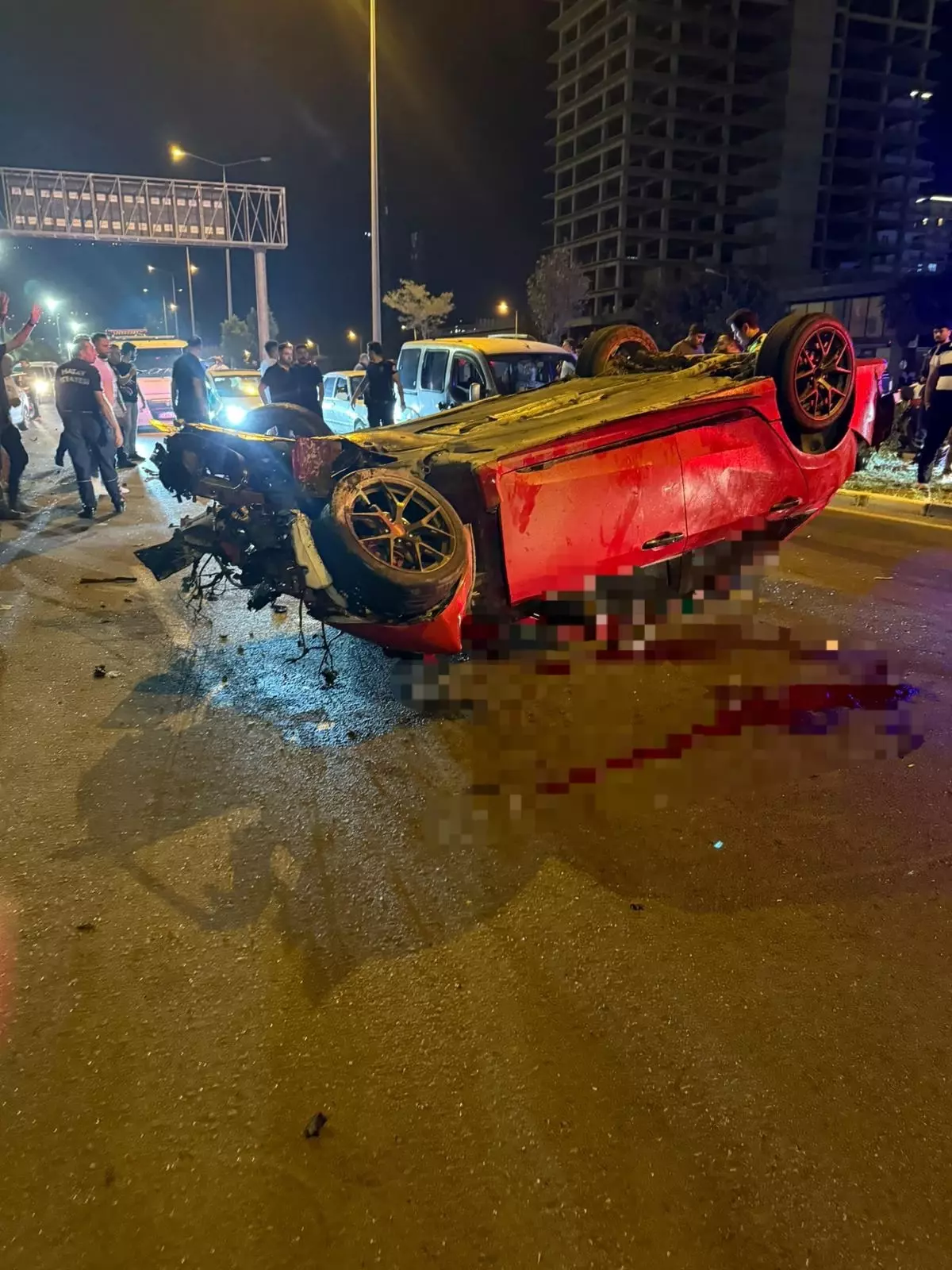 İskenderun'da Trafik Kazası: 3 Ölü, 3 Yaralı