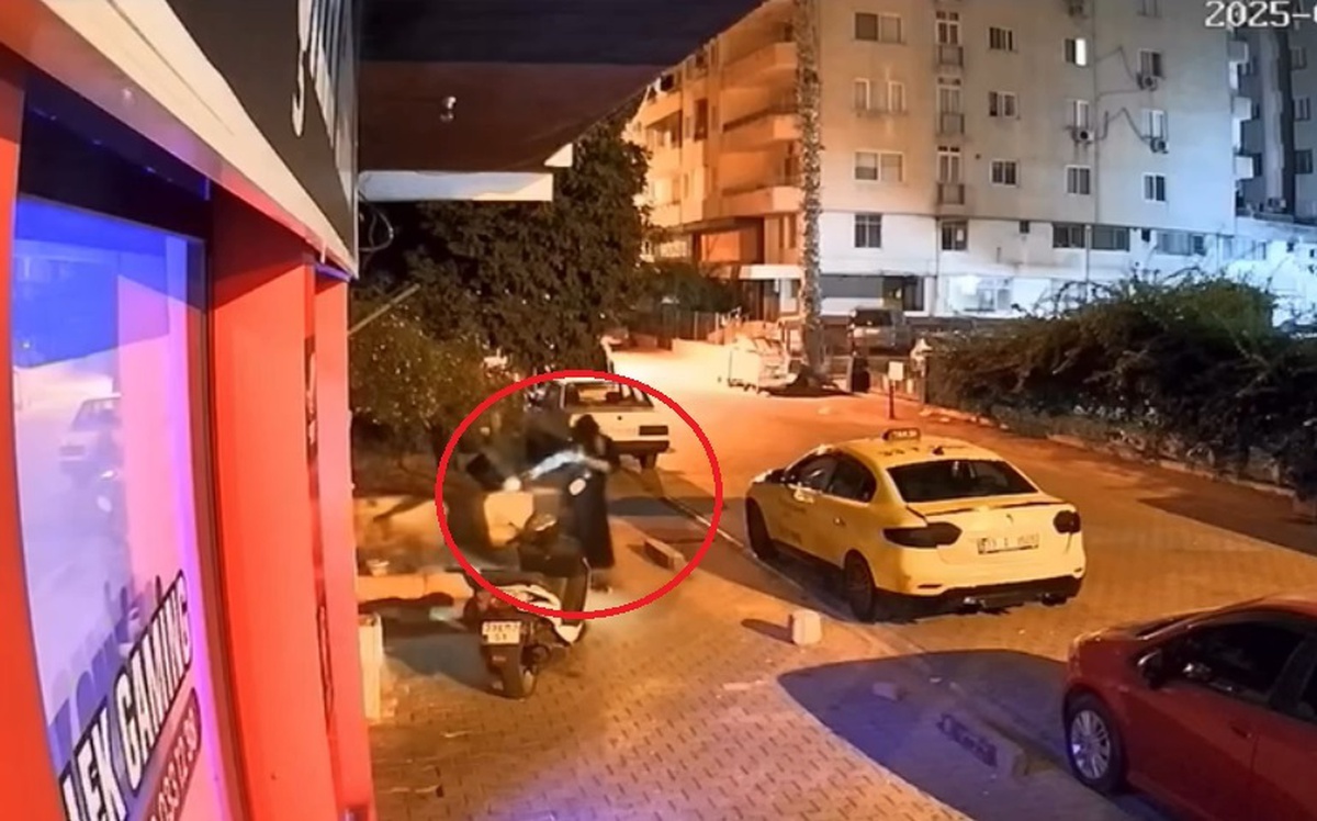 Mersin'de Maskeli Şüpheli İş Yerine Ateş Açtı