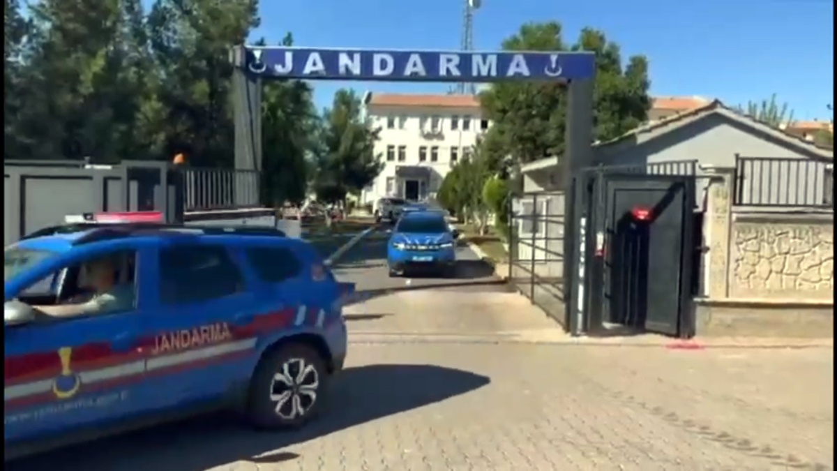 Şanlıurfa'da Suç Örgütü Üyeleri Baskında Yakalandı