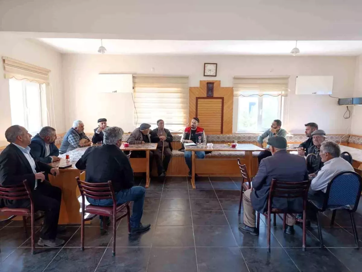 Kars'ta Çiftçilere ve Yetiştiricilere Bilgilendirme Toplantısı
