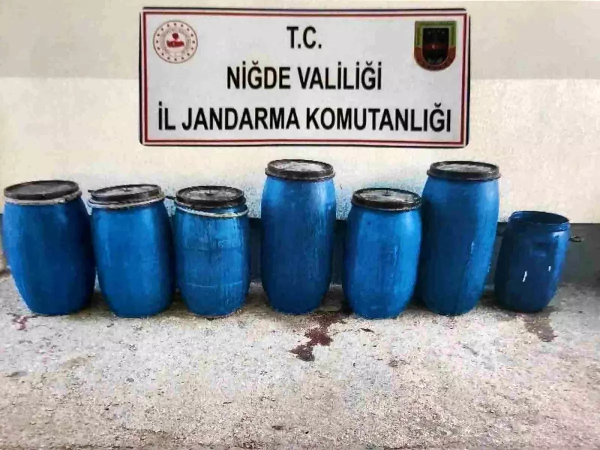 Niğde'de 920 Litre Kaçak Şarap Ele Geçirildi