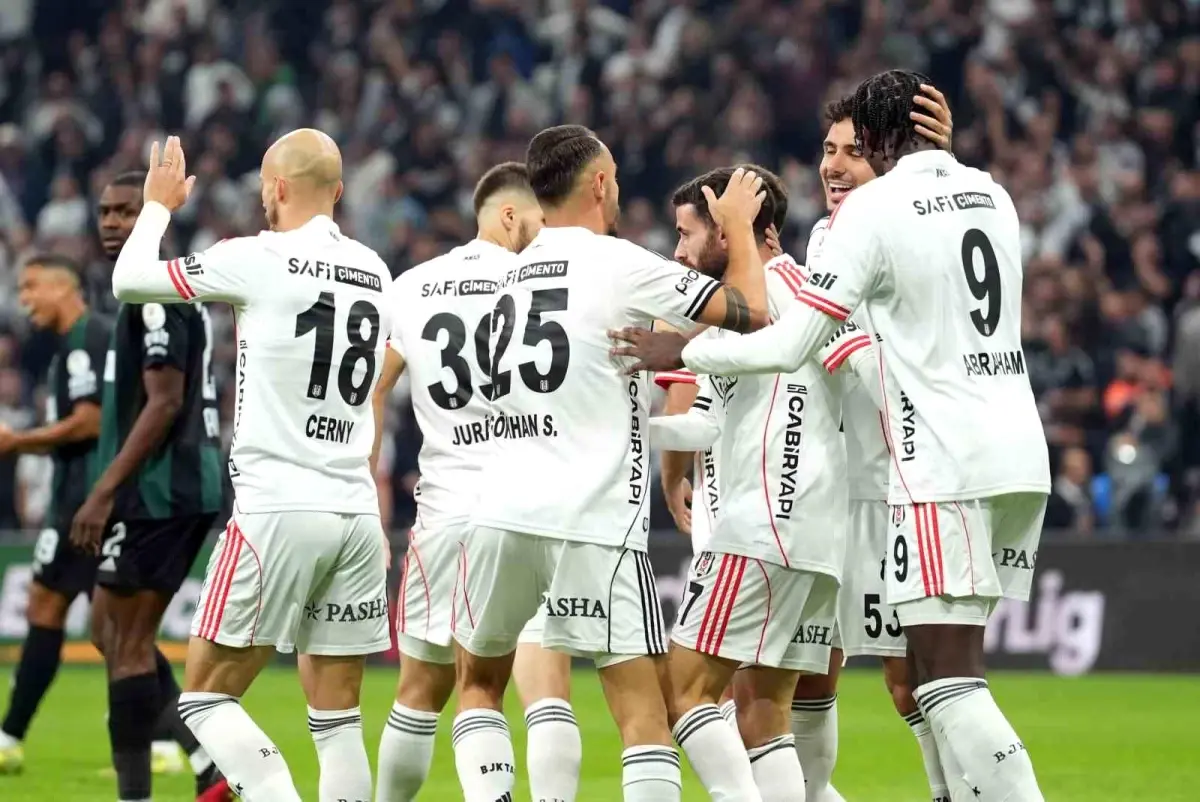 Beşiktaş Kocaelispor'u 2-0 Geçti