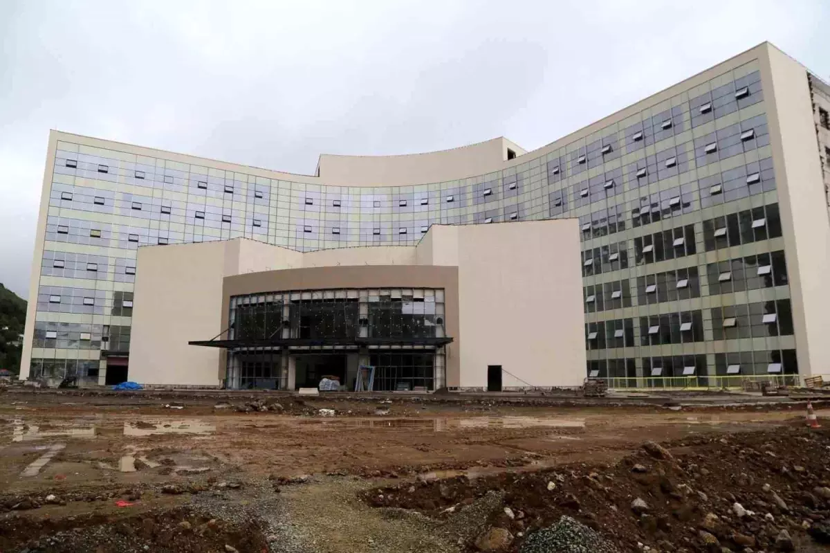 Trabzon Şehir Hastanesi 2026'da Açılacak