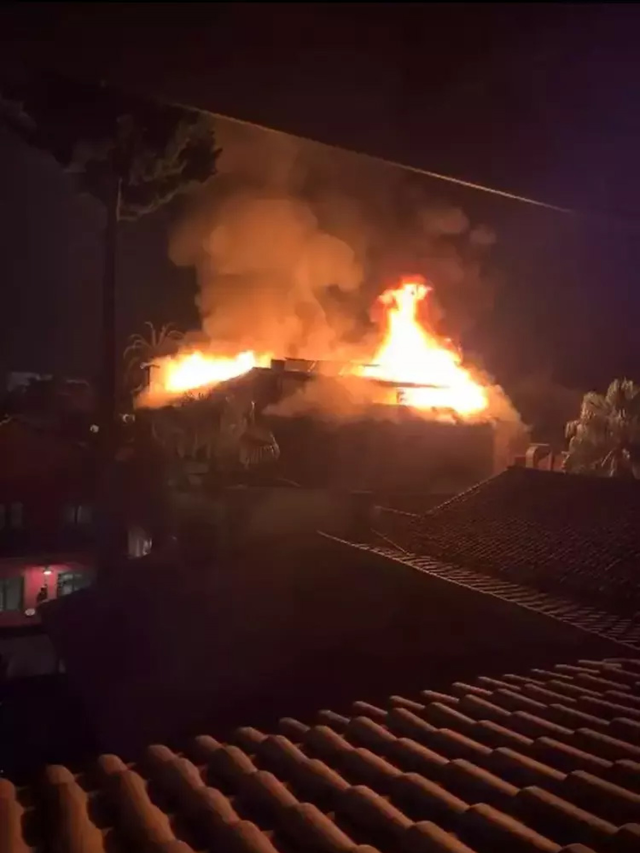 2 people who died in the boutique hotel fire could not escape as the wooden staircase connecting the floors burned