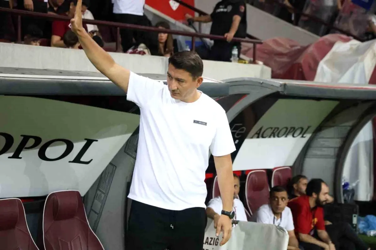 Elazığspor'da Teknik Direktör Fırat Gül ile Yollar Ayrıldı