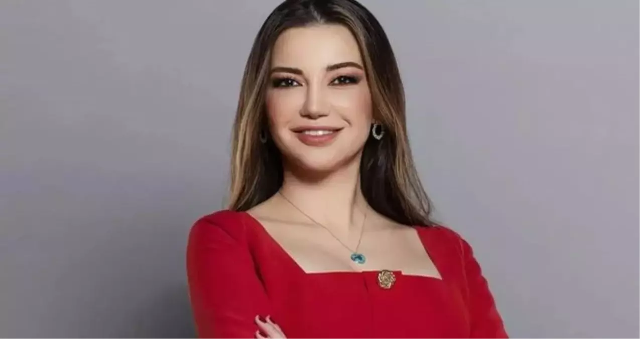 Esra Ezmeci kimdir? Sunucu Esra Ezmeci, kaç yaşında, nereli, evli mi?