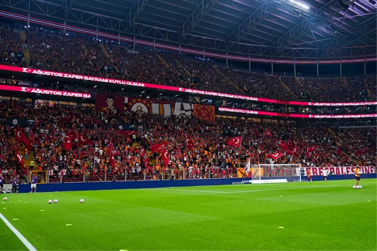 Galatasaray Liverpool seyirci sayısı kaç, maçı kaç kişi izledi?