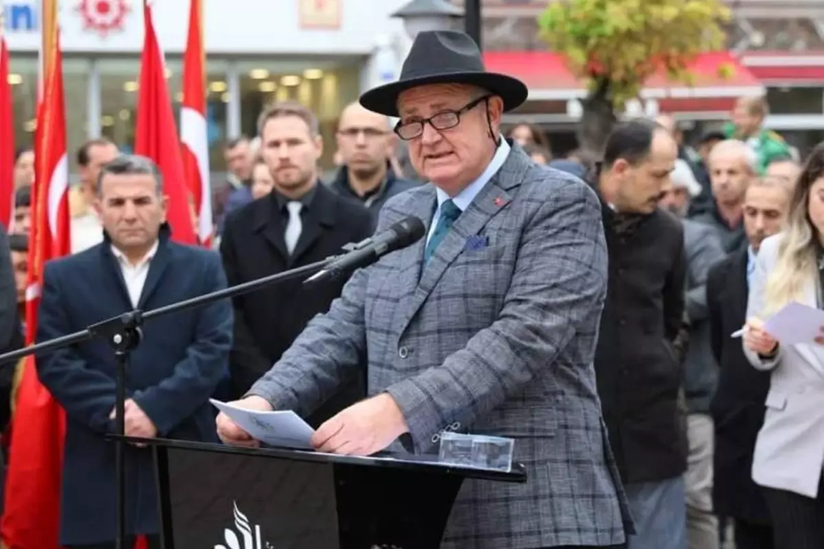 CHP'li belediye başkanı Tuncer Başoğlu partisinden istifa etti
