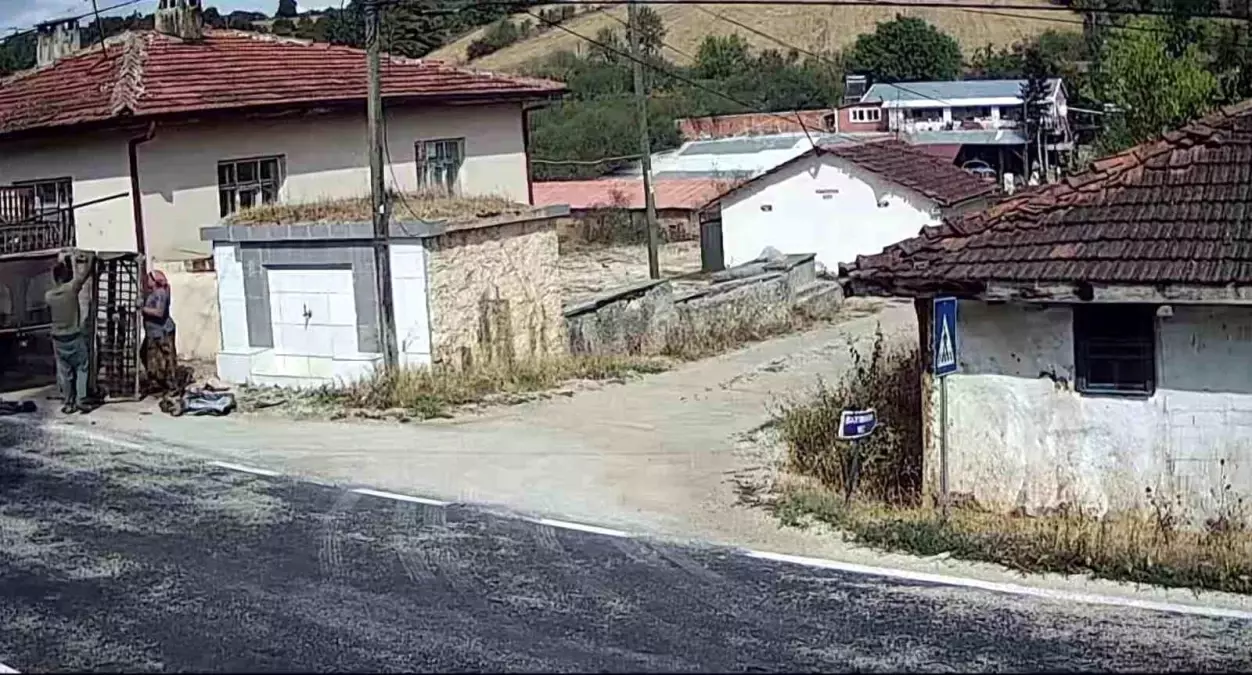 Bilecik'te Hurdacıların Çöp Bırakması Vatandaşları Kızdırdı