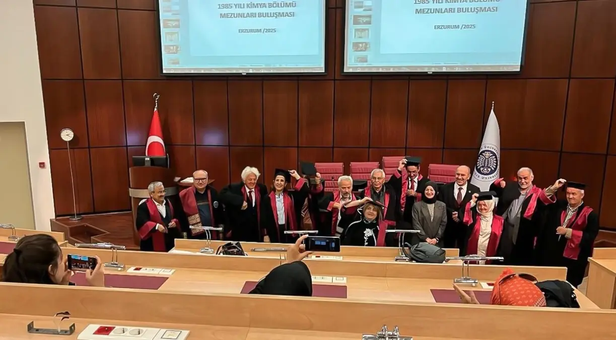 Atatürk Üniversitesi Mezunları 40. Yıl Buluşmasında Bir Araya Geldi