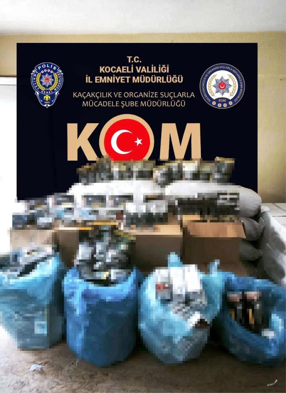 Kocaeli'de Kaçak Tütün ve Elektronik Sigara Operasyonu: 10 Şüpheli Yakalandı