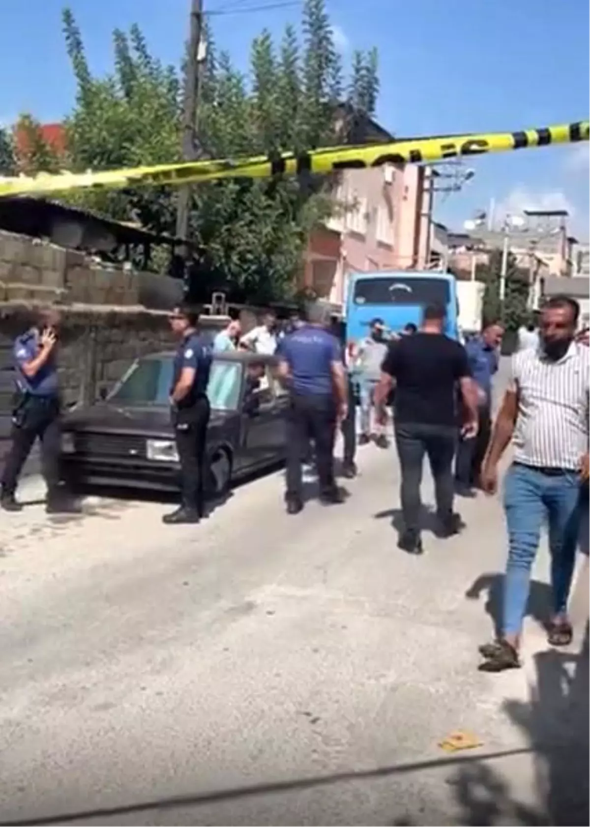 Mersin'de 26 Yaşındaki Genç Park Halindeki Araçta Ölü Bulundu