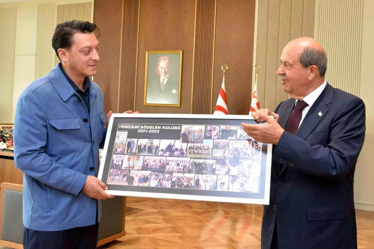 Mesut Özil'den FIFA ve UEFA'ya KKTC Çağrısı