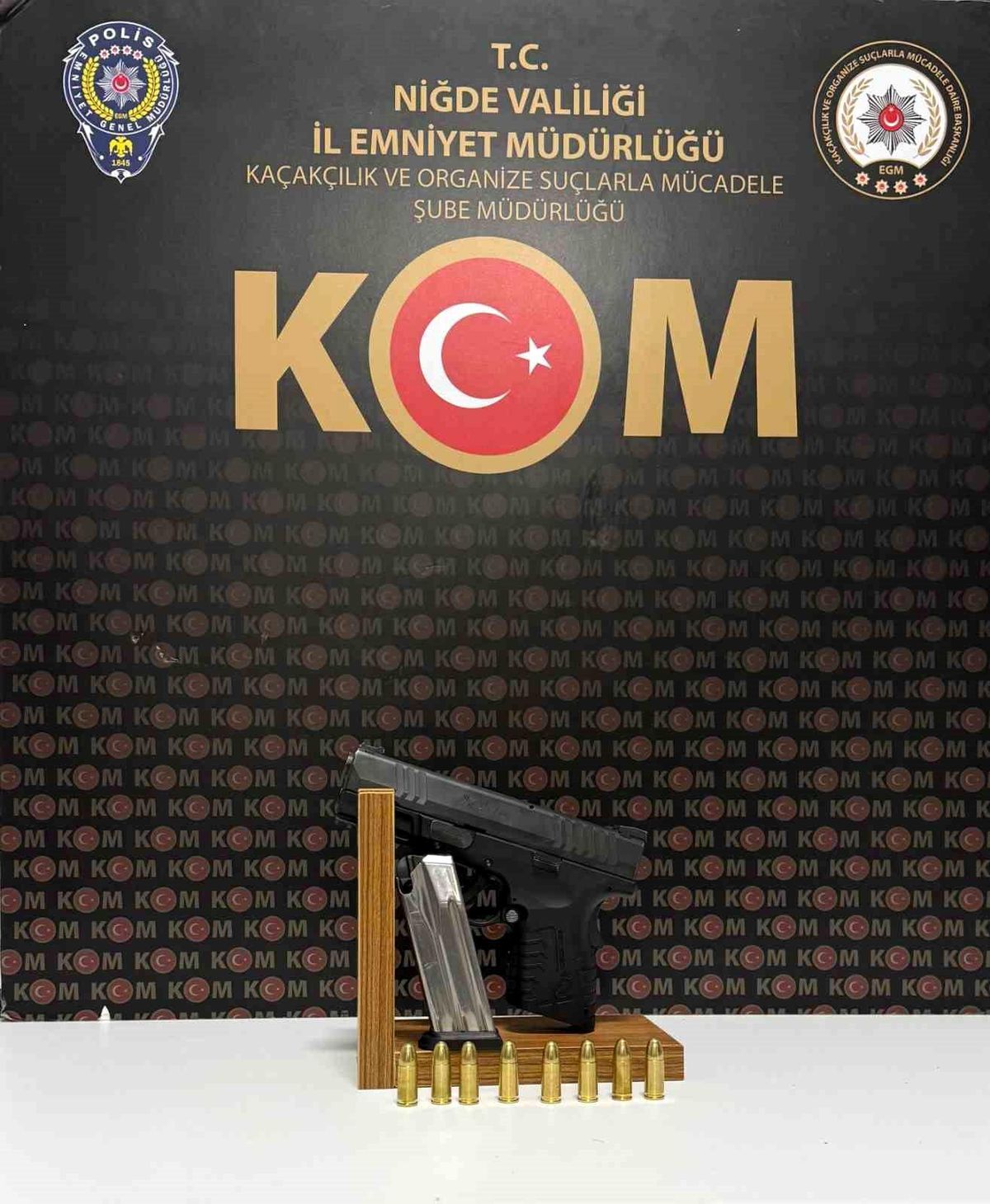 Niğde'de Ruhsatsız Silah Taşıyan 2 Şüpheli Yakalandı