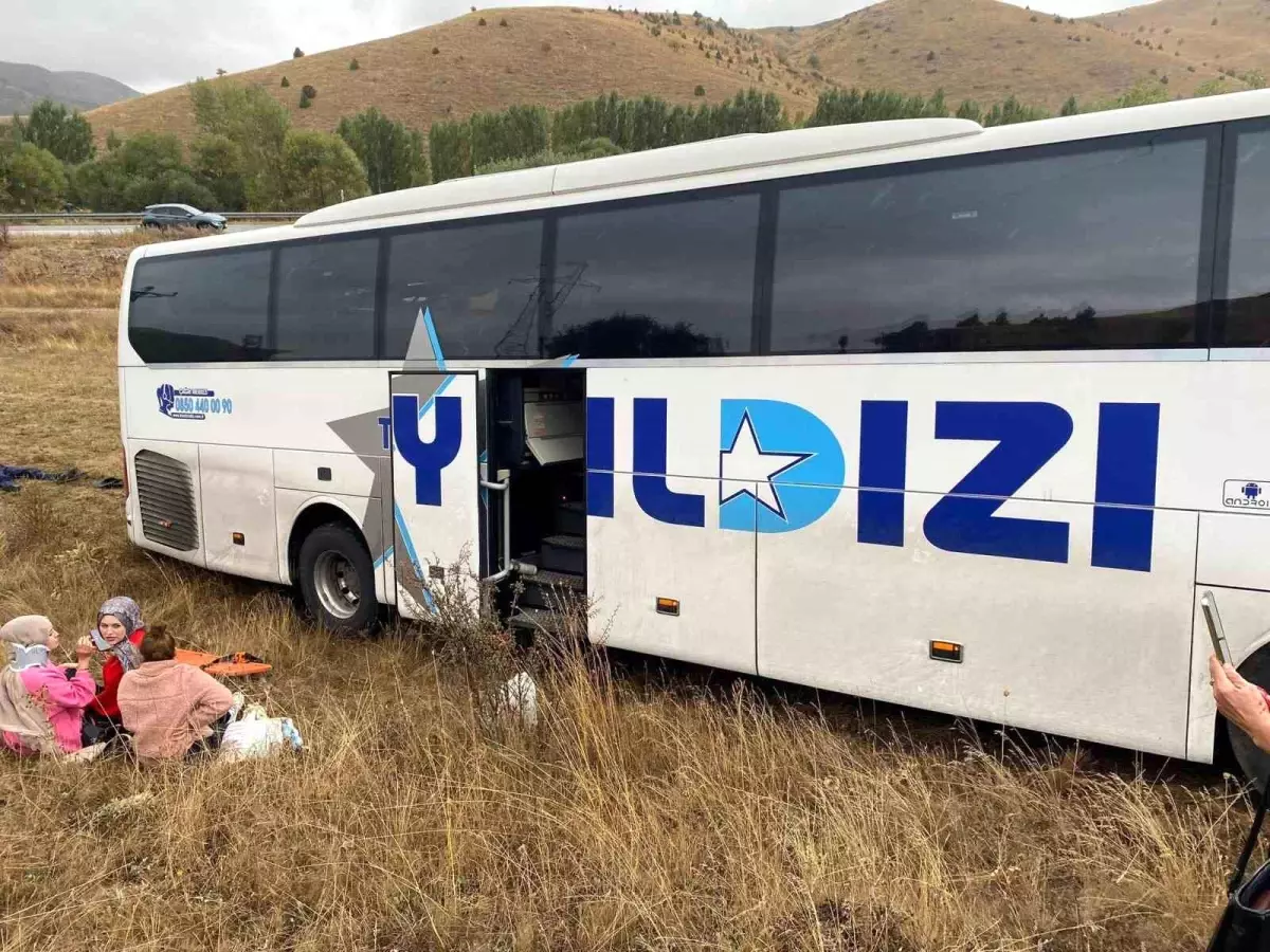 Sivas'ta Otobüs Kazası: Çok Sayıda Sağlık Ekibi Sevk Edildi