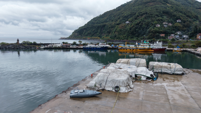 An unmanned underwater vehicle loaded with explosives was found in Trabzon