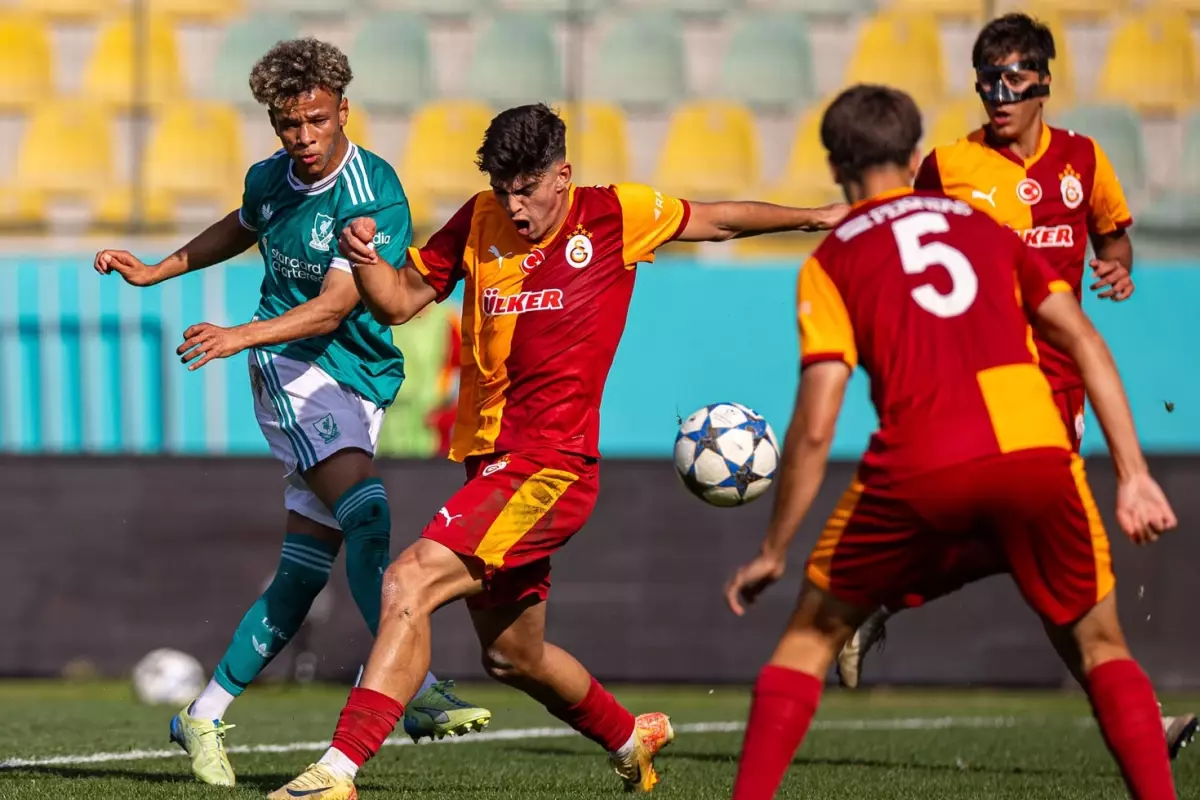 UEFA Gençlik Ligi'nde Galatasaray, Liverpool'a diş geçiremedi