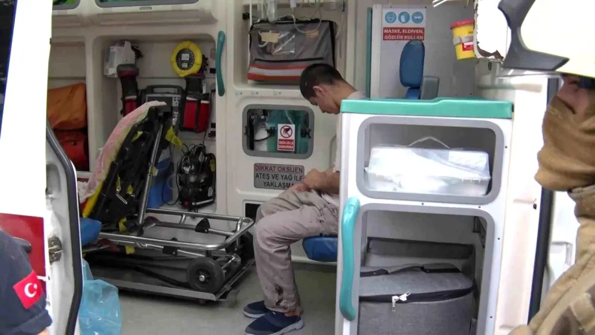 İstanbul Üsküdar'da Ahşap Kur'an Kursunda Yangın Çıktı