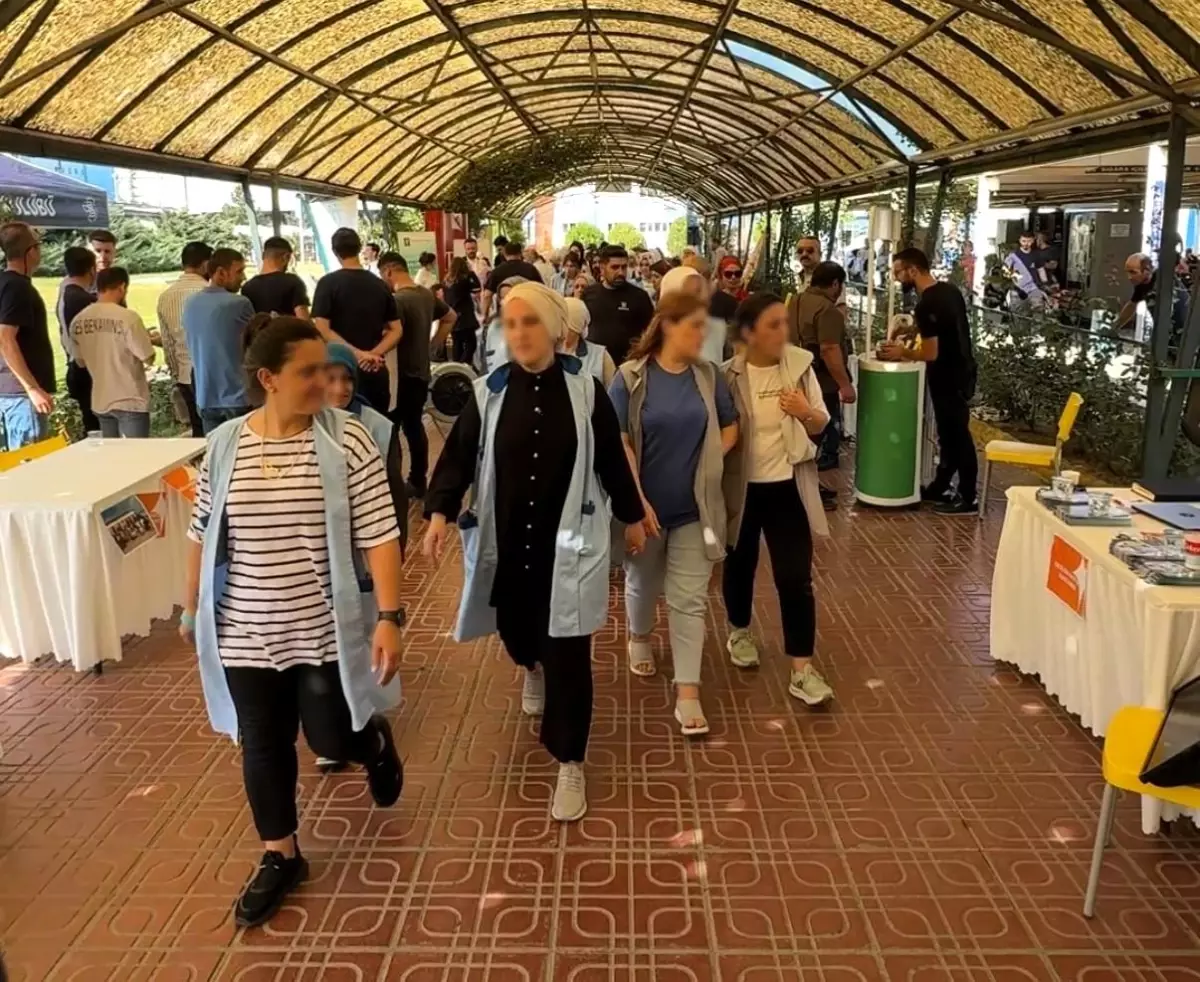 Yeşim Grup, Sürdürülebilirlik Ayı'nda Eğitime Destek Etkinliği Düzenledi