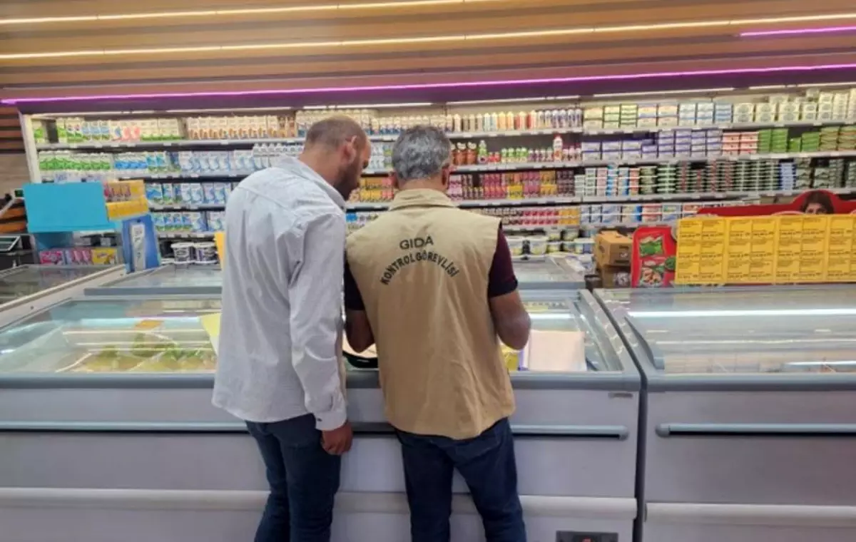 Yüksekova'da Gıda Güvenliği Denetimleri Sürüyor