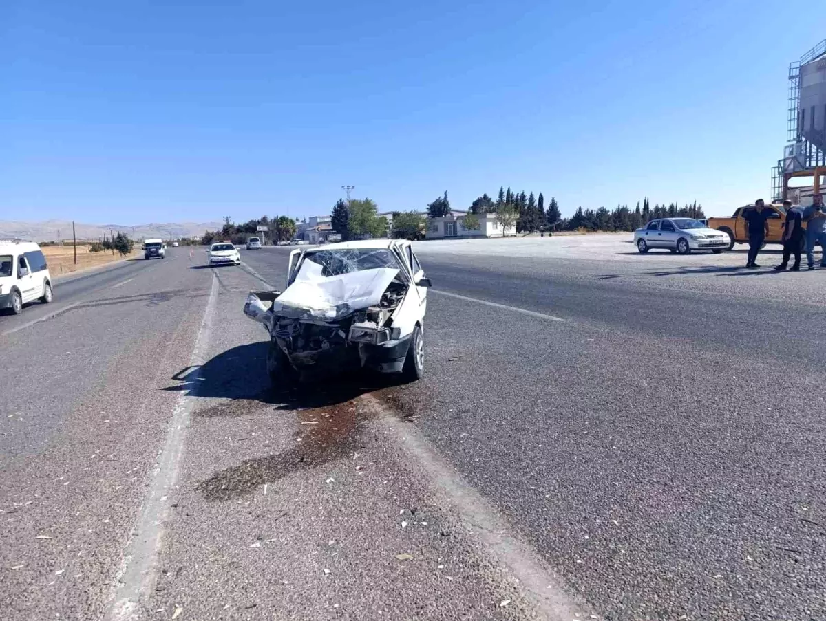 Adıyaman'da Trafik Kazası: 4 Yaralı