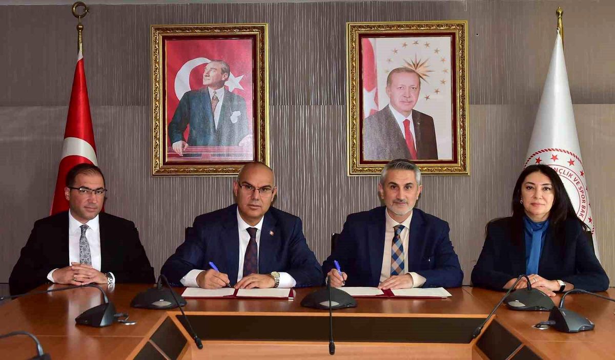 Ağrı'ya yeni spor tesisleri kazandırılacak