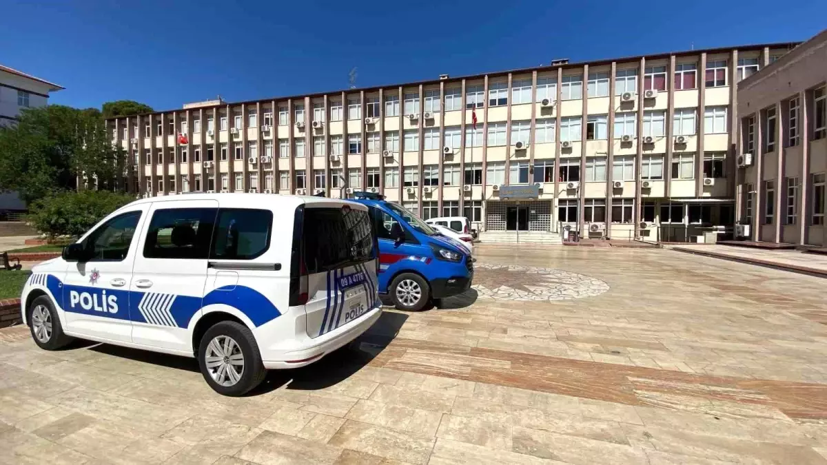 Aydın'da Kaçakçılık Operasyonu: 4 Şahıs Yakalandı