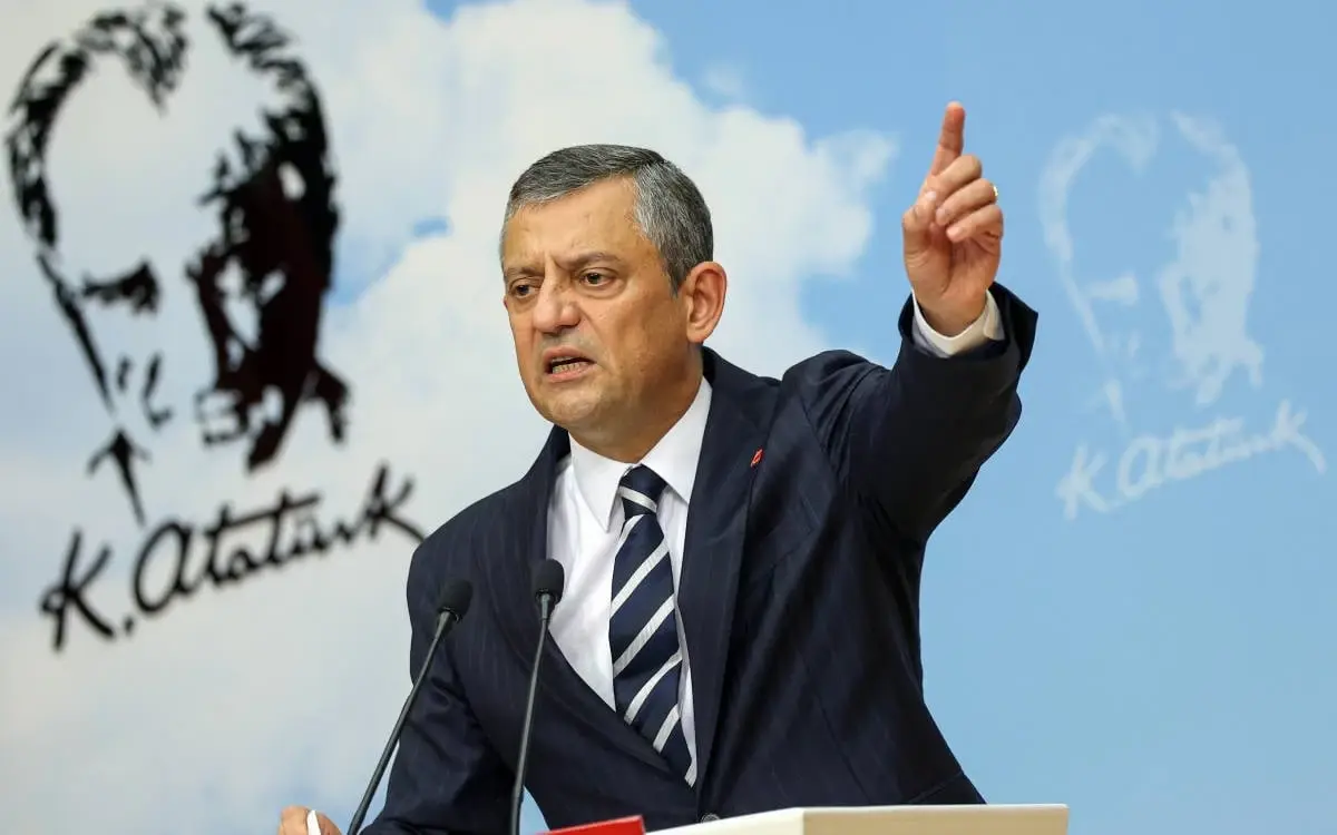 CHP, İlk Yurt Dışı Mitingini Brüksel'de Düzenleyecek