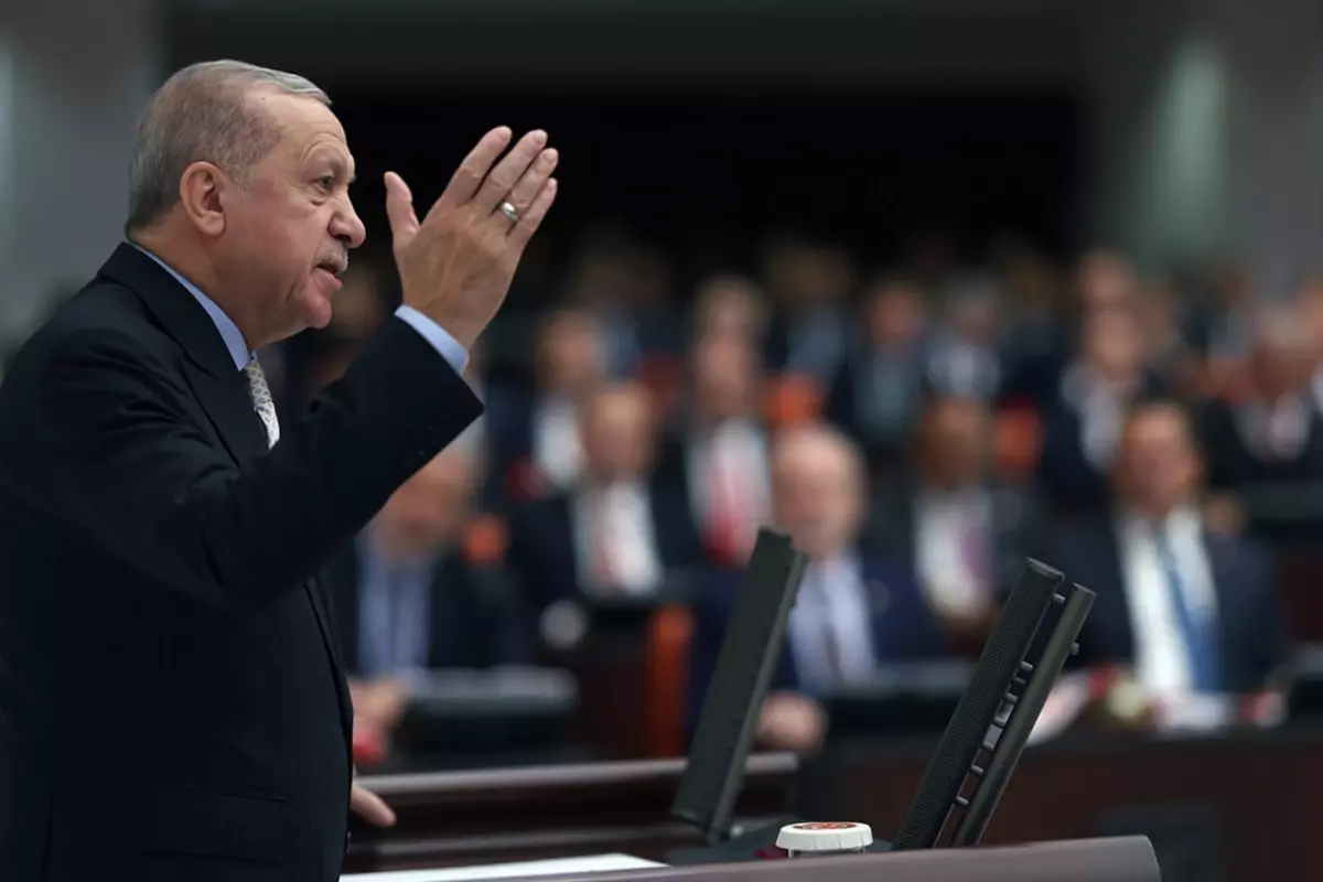 Cumhurbaşkanı Erdoğan 1 saatlik konuşmasında Sırrı Süreyya Önder'i özel olarak andı