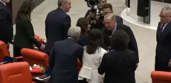 Erdoğan kürsüden iner inmez DEM Partililerle tokalaştı