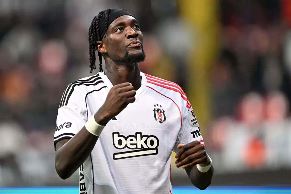 Galatasaray maçında oynayabilecek mi? Abraham'ın MR sonucu belli oldu