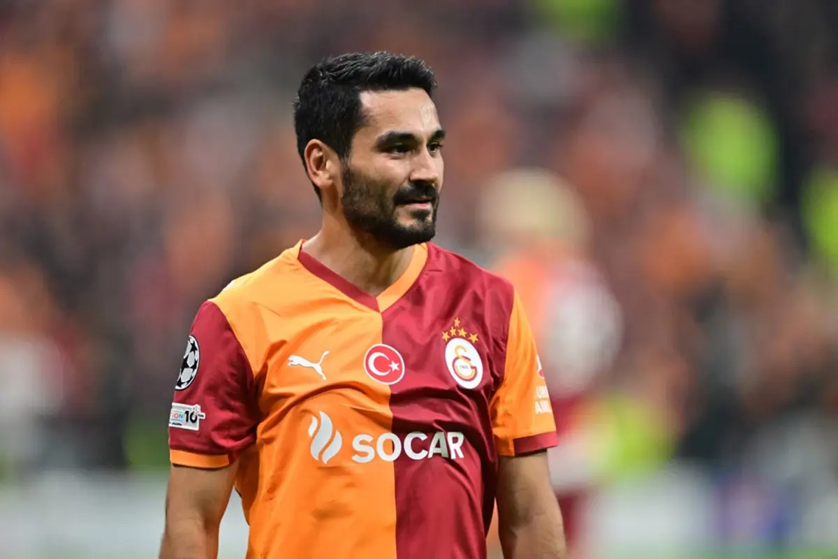 Liverpool'un yıldızından maç oynanırken İlkay Gündoğan'a bomba soru