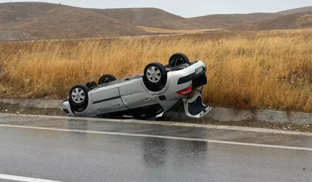 Bilecik’te Takla Atan Otomobilde Sürücü Yaralandı