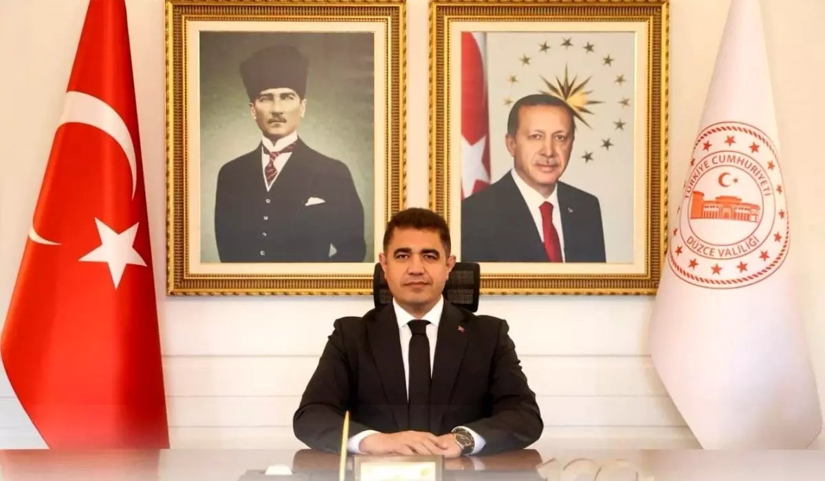 Düzce Valisi Selçuk Aslan'dan Camiler ve Din Görevlileri Haftası Mesajı