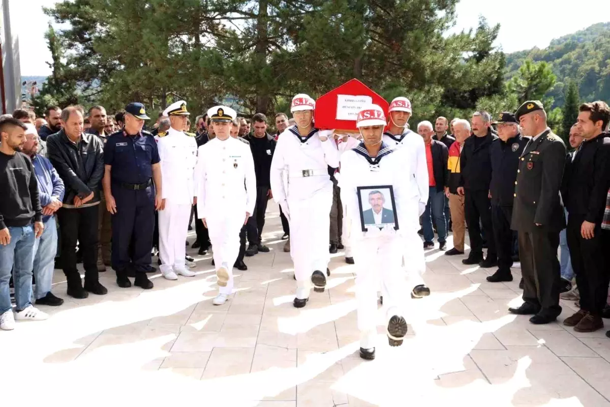 Zonguldak'ta Kıbrıs Gazisi son yolculuğuna uğurlandı