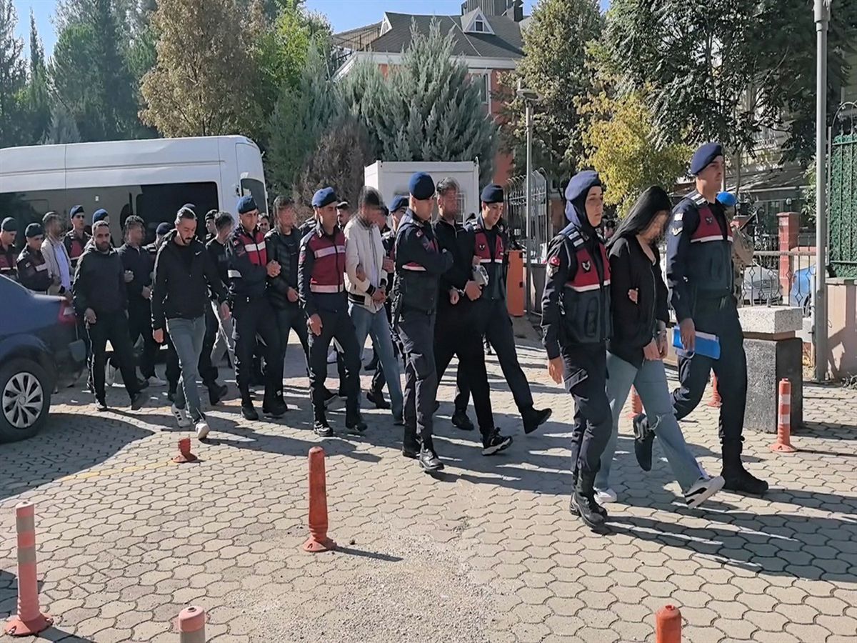İnegöl'de Silahlı Kavga: 1 Ölü, 2 Yaralı
