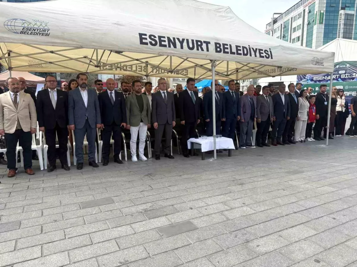 Esenyurt'ta BilimFest Başladı: Yenilikçi Zihinler Geleceği Tasarlıyor