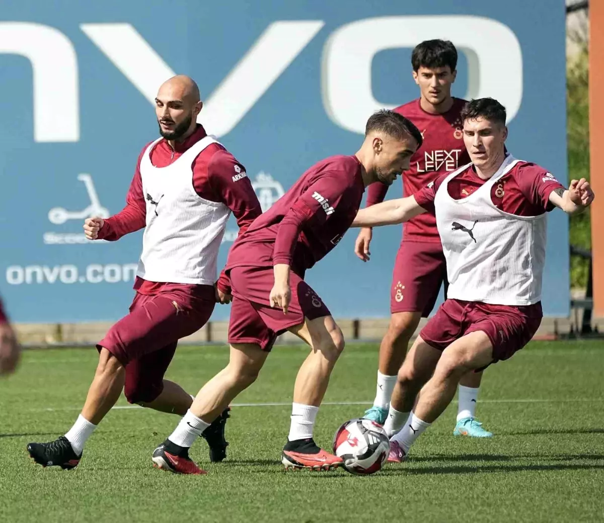 Galatasaray, Beşiktaş Maçına Hazırlanıyor