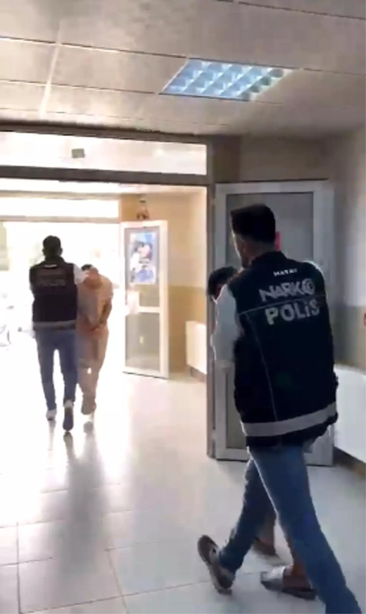 Hatay'da Uyuşturucu Operasyonu: 1.85 Kilogram Metamfetamin Ele Geçirildi