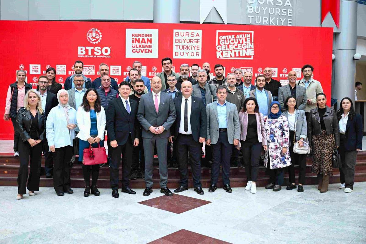 Bursa'da İhracat Fırsatları Toplantısı: Azerbaycan'a Yönelik Hedef 15 Milyar Dolar