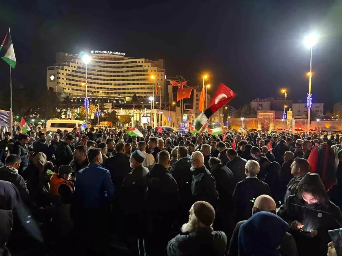 Kayseri'de İsrail Ordusuna Tepki Gösterildi