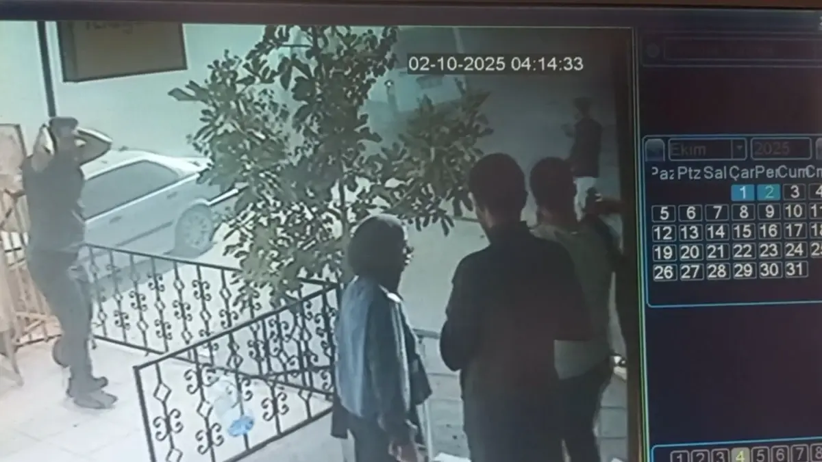 Malatya'da Kamyonun 15 Araca Çarpması Kamerada